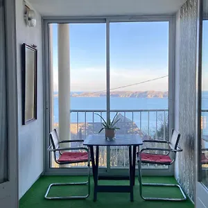N° 14, Vue Mer, Apartment